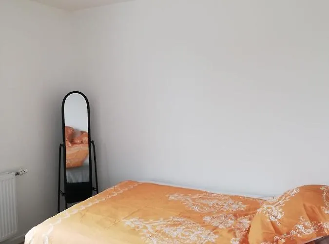 Privee Dans Happy Maison Calme Quarto em Acomodações Particulares